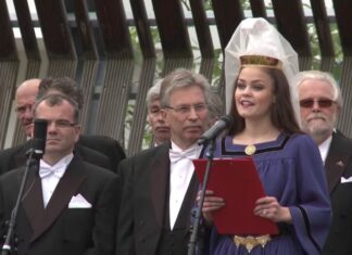 Ávarp Fjallkonunnar 2013, Kristín Pétursdóttir