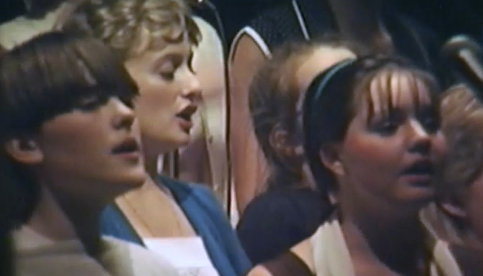 Kór Flensborgarskólans syngur Stuðmannasyrpu 1985